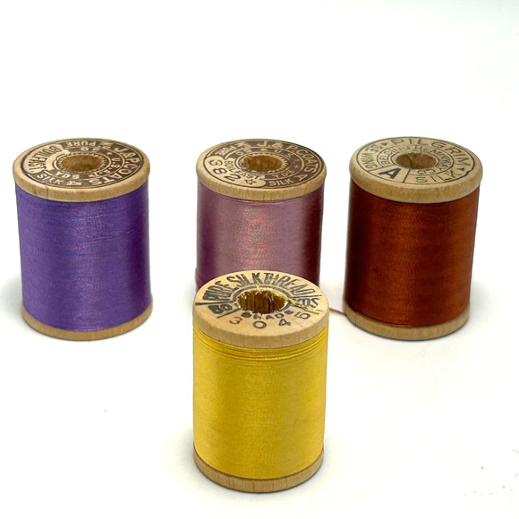 Vintage Silk Thread On Wooden Spools Lot of 10 - Picture 5 of 6